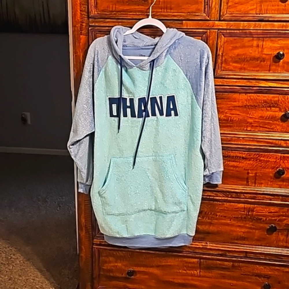 Womens sz small OHANA Stitch shimmer soft sleepwear!!! Disney - Picture 3 of 7